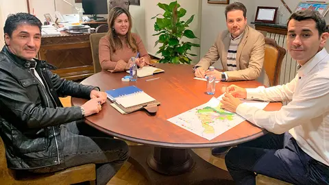 Reuni&oacute;n entre AER y el equipo de gobierno del Ayuntamiento de Tudela