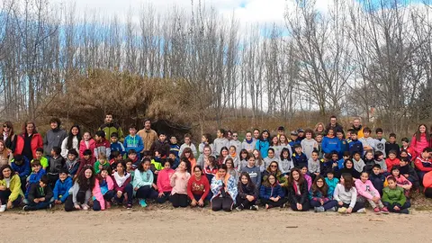 Plantando &aacute;rboles en los Sotos de Alfaro1