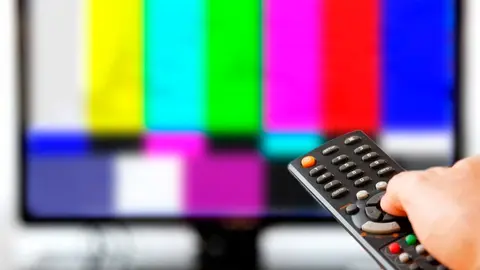 TV televisi&oacute;n televisor TDT resintonizar interrupci&oacute;n canales canal emisi&oacute;n