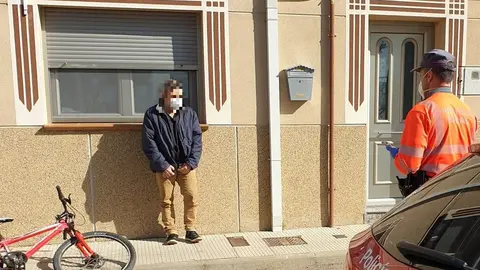 Momento de la denuncia en Castej&oacute;n