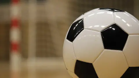 Bal&oacute;n de f&uacute;tbol sala