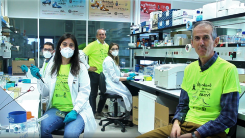 David Rep&aacute;raz, Diana Ll&oacute;piz, Juan Jos&eacute; Lasarte, Josune Egea y Pablo Sarobe, del Laboratorio de Desarrollo de Vacunas del Cima Universidad de Navarra