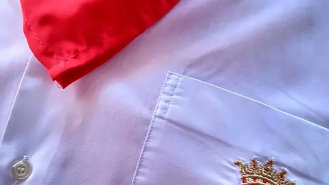 Blanco y rojo (foto EAP)
