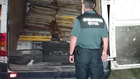As&iacute; de cargada estaba ya la furgoneta