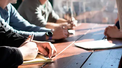 trabajo empleo paro empleado desempleo empresa empresario negocios business ejecutivo 5