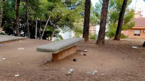 Zona canina vergonzosa en el parque del Monte San Juli&aacute;n