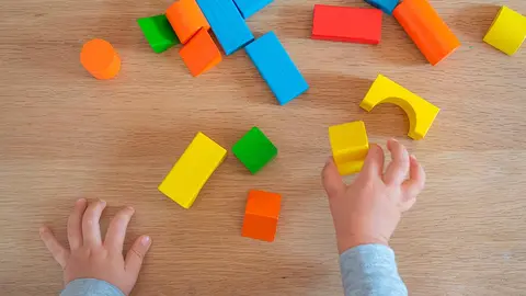 ni&ntilde;os juguetes juegos aprendizaje infantil hogar ludoteca guarder&iacute;a colegio destrezas 1