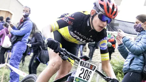 Erik Laiglesia Roncal en la prueba BTT de Luqu&iacute;n portada