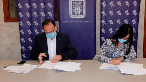 Firma del convenio de colaboraci&oacute;n del Ayuntamiento de Tarazona con Pierres