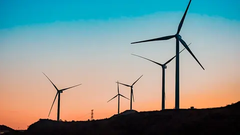 molinos de viento parque e&oacute;lico aerogeneradores aire wind