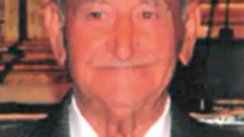 Jes&uacute;s Eraso Navarro