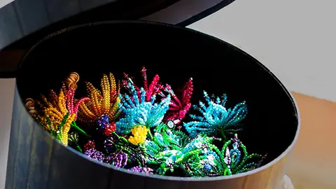 La nueva colecci&oacute;n presenta hasta diez modelos diferentes de tembleques dise&ntilde;ados y realizados por la artesana y folklorista paname&ntilde;a Orisleyla Delgado