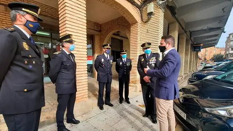 Primer contacto del alcalde con el nuevo jefe superior de la Polic&iacute;a Nacional de Navarra 2