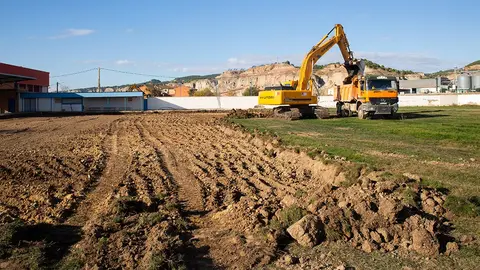Remodelaci&oacute;n del Campo de F&uacute;tbol de Arguedas