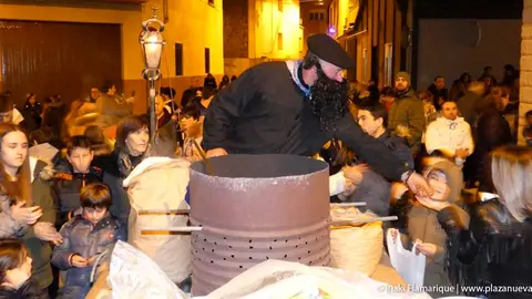 Olentzero recorriendo las calles de Ablitas en las navidades pasadas