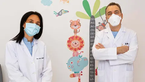 Dra. Pilar Garc&iacute;a y Dr. Felipe Garrido, pediatras de la Cl&iacute;nica Universidad de Navarra
