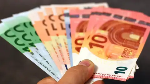 billetes euros dinero econom&iacute;a financiero financiaci&oacute;n