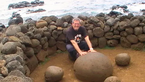 Viaje de Mart&iacute;n Landa Marco a la Isla de Pascua 1