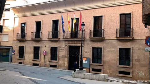 Ayuntamiento de Alfaro, Palacio Abacial, Consistorio de Alfaro