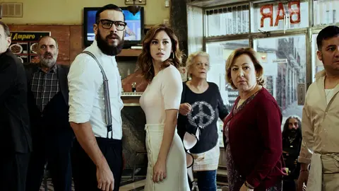 Fotograma de la pel&iacute;cula El Bar de &Aacute;lex de la Iglesia