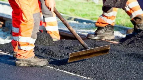 asfaltado carretera obras