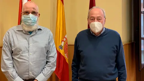 El alcalde alfare&ntilde;o Juli&aacute;n Jim&eacute;nez Velilla con el Delegado Saharaui en La Rioja Abdalahe Hamad Ahmed