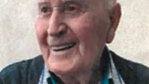 Antonio Gonz&aacute;lez Escribano