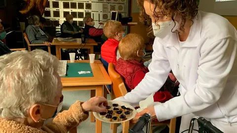 Los mayores pudieron degustar unas ricas mermeladas caseras