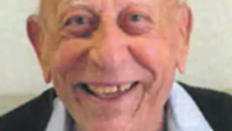 Albino Garc&iacute;a Catal&aacute;n