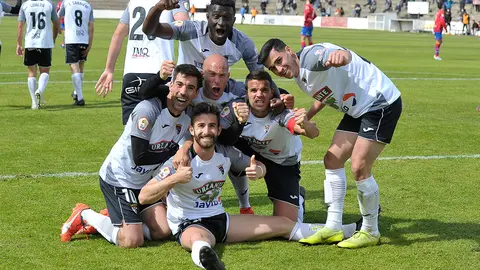 Alegr&iacute;a del Tudelano por su gol