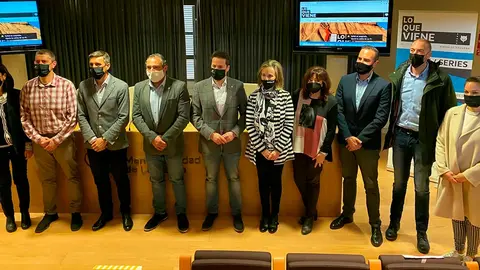 El acto ha contado con la presencia de Alejandro Toquero, Sergio Villava, Teresa Montoro, Izaskun Go&ntilde;i, Jos&eacute; M&ordf; Agramonte, Gorka Garc&iacute;a y Jorge Os&eacute;s, entre otras personalidades