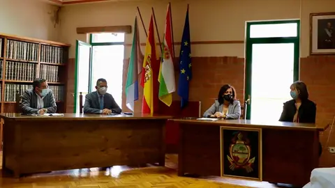 Ricardo Velasco, Celso Gonz&aacute;lez, Concha Andreu y Estrella Santana ayer en Cervera