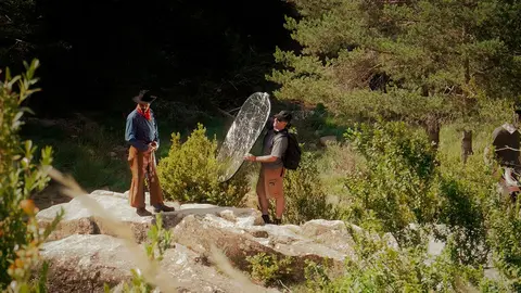El actor Rafa Maza da vida en la nueva campa&ntilde;a tur&iacute;stica de la Comarca de Cinco Villas a divertidos personajes que viven aventuras diversas en espacios cincovilleses tan espectaculares como el Pozo de Pigalo o el castillo de Sibirana