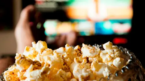 cine netflix palomitas pel&iacute;cula sof&aacute;
