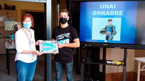 Este jueves se cont&oacute; con la presencia del joven piloto de motos Unai Orradre Abad