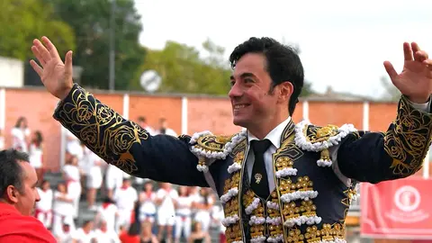 Imanol S&aacute;nchez Puerta grande Sang&uuml;esa (foto Carlos Pi) 10