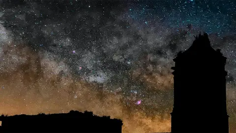 Noches estrelladas en la Reserva de la Biosfera de La Rioja
