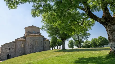 Santuario de San Miguel de Aralar