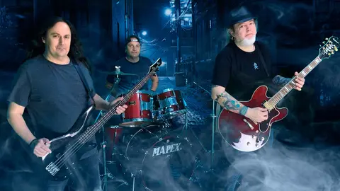 Eduardo &Aacute;lvarez, Joselo Ruiz e I&ntilde;aki Marqu&eacute;s forman Mo&ntilde;akosband