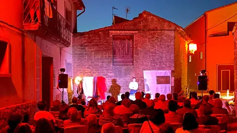Actuaci&oacute;n de Qu&eacute; jarte en Layana