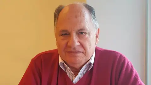 Alejandro Ros Satr&uacute;stegui