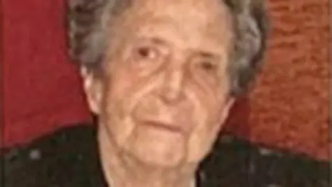 &Aacute;ngeles &Aacute;lava Jim&eacute;nez