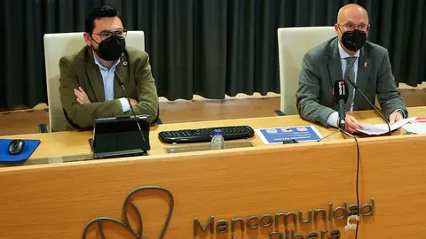 El director general, Jes&uacute;s Mar&iacute;a Rodr&iacute;guez, y el consejero Bernardo Ciriza, durante la rueda de prensa de esta ma&ntilde;ana
