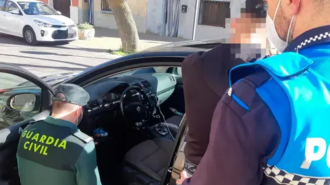 Detenido un var&oacute;n de 24 a&ntilde;os por Tr&aacute;fico de Drogas y por un delito contra la Seguridad Vial