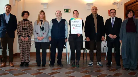Participantes en el acto de presentaci&oacute;n del V Congreso de Verduras de Tudela