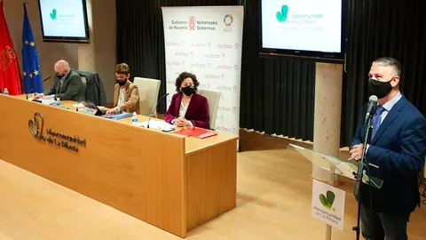 El vicepresidente Aierdi, la Presidenta Chivite, la consejera Maeztu y el presidente de la Mancomunidad de la Ribera, Fernando Ferrer