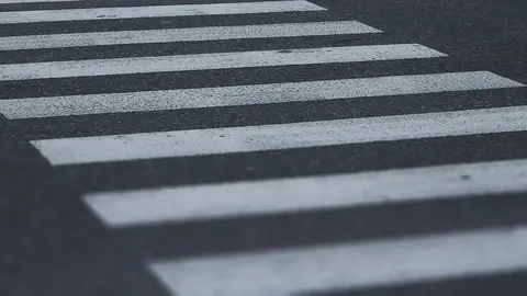 paso de cebra cruce peat&oacute;n atropello