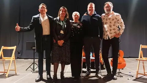 Asistentes a la presentaci&oacute;n del relato de Mari Carmen Eza en Ablitas