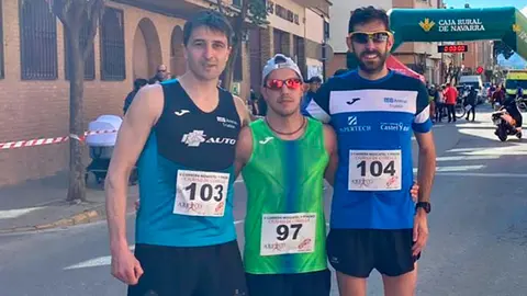 Eduardo Lainez, Andoni A&ntilde;&oacute;n y Diego Mart&iacute;nez en la 10K de Corella