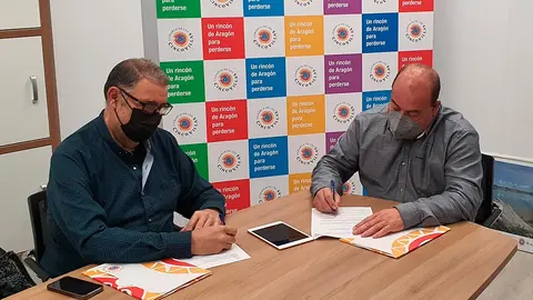 Firma Convenio Romperpiernas